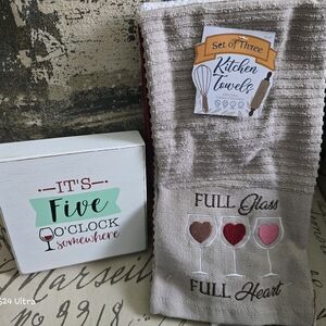 Wine Decor Set: Wood Decor & 3pk Of Kitchen Towels NEW